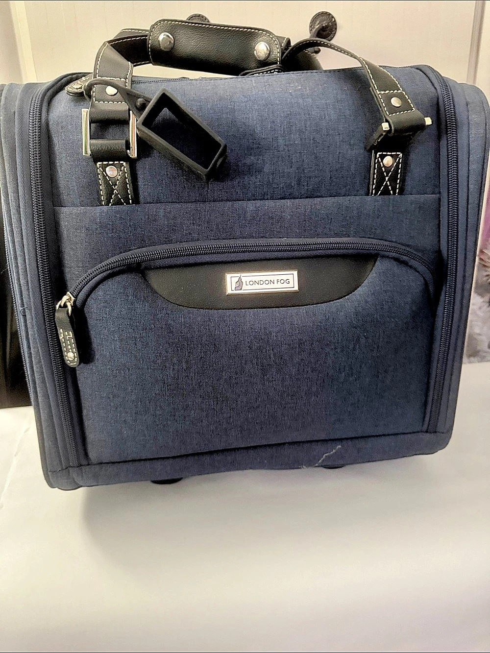 London Fog Newcastle 15" Under The Seat Bag Blue
